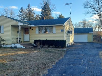 13 Laurie Drive, Enfield, CT, 06082