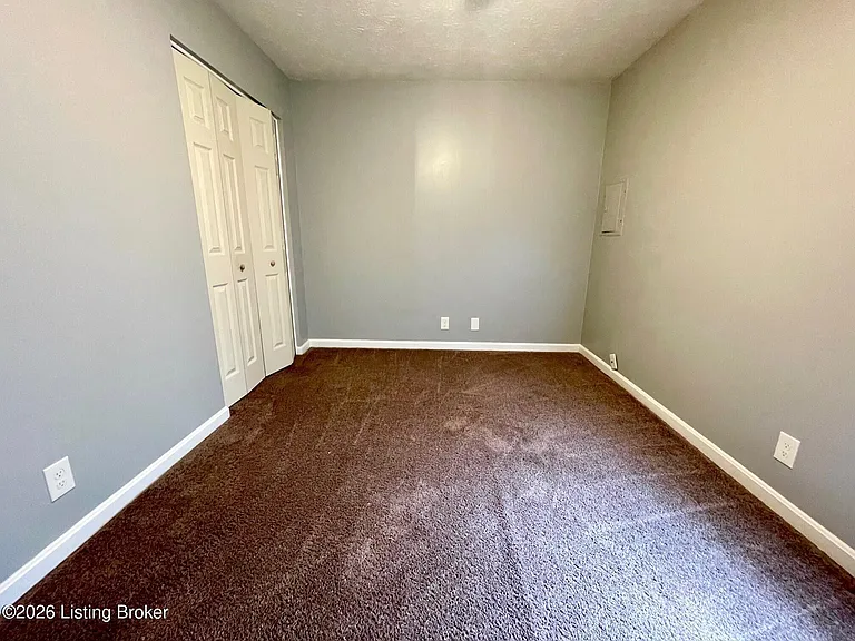 821 Commerce St — Photo 5