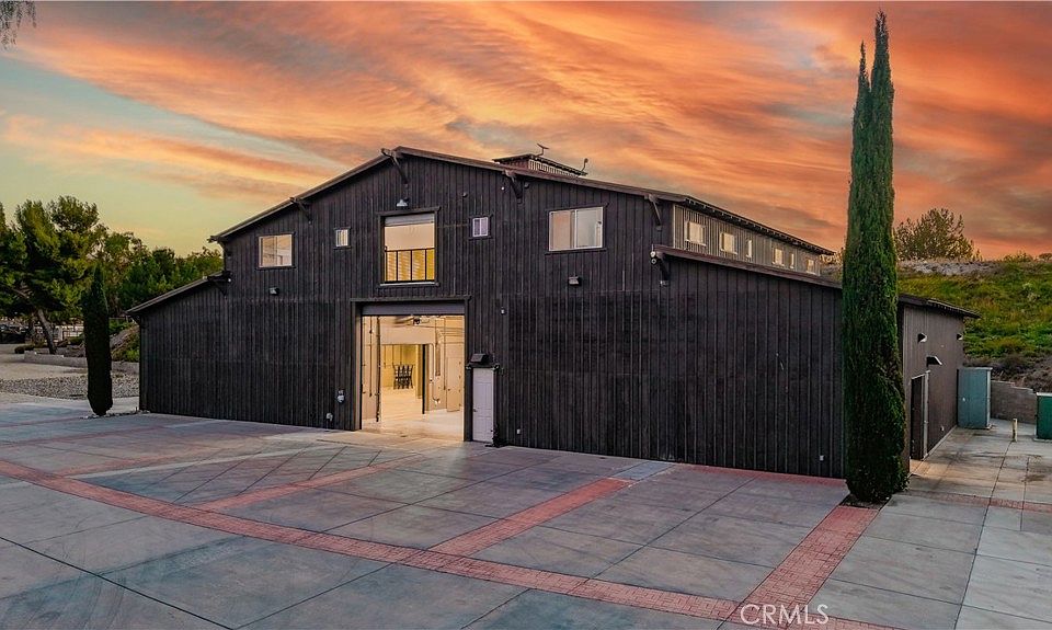 1st image of 38831 Pauba Rd