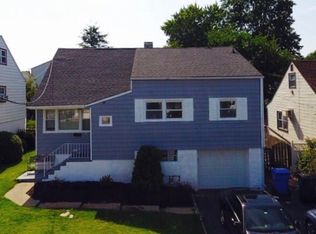 15 Inverness Ter, Fords, NJ 08863