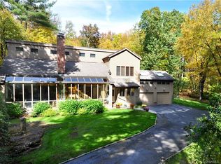 4 Freeland Farms Rd, Collinsville, CT 06019