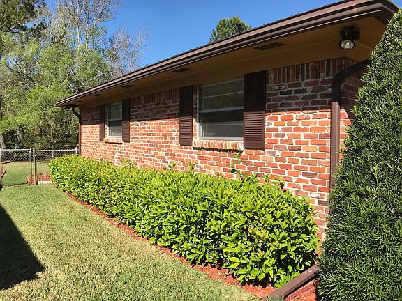 5th image of 7075 Hanson Dr N