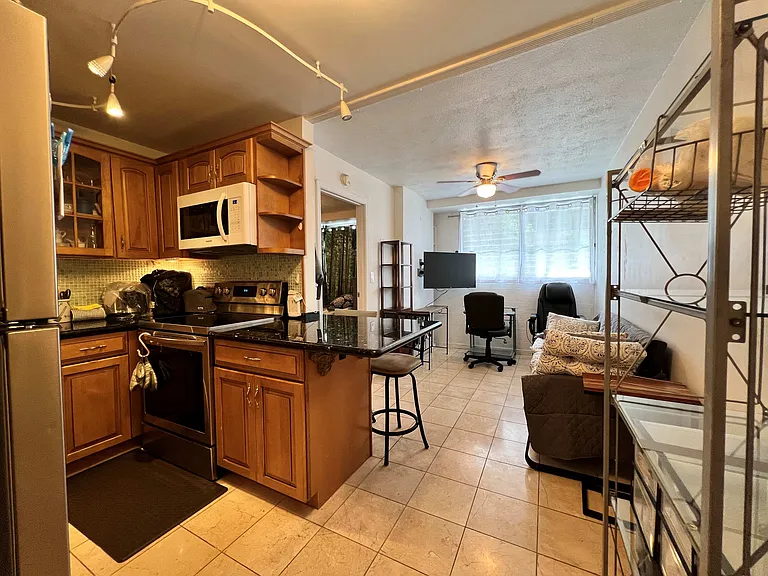 775 Kinalau Pl #101 — Photo 8