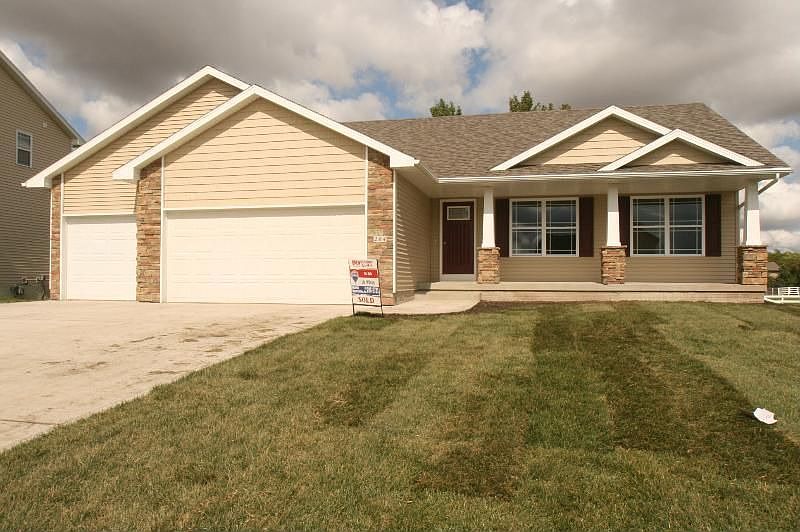 1st image of 331 E Southside Dr