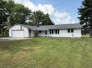 8906 Brakeman Rd, Chardon, OH 44024