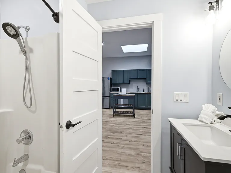 15775 Lakeshore Rd #2 — Photo 12