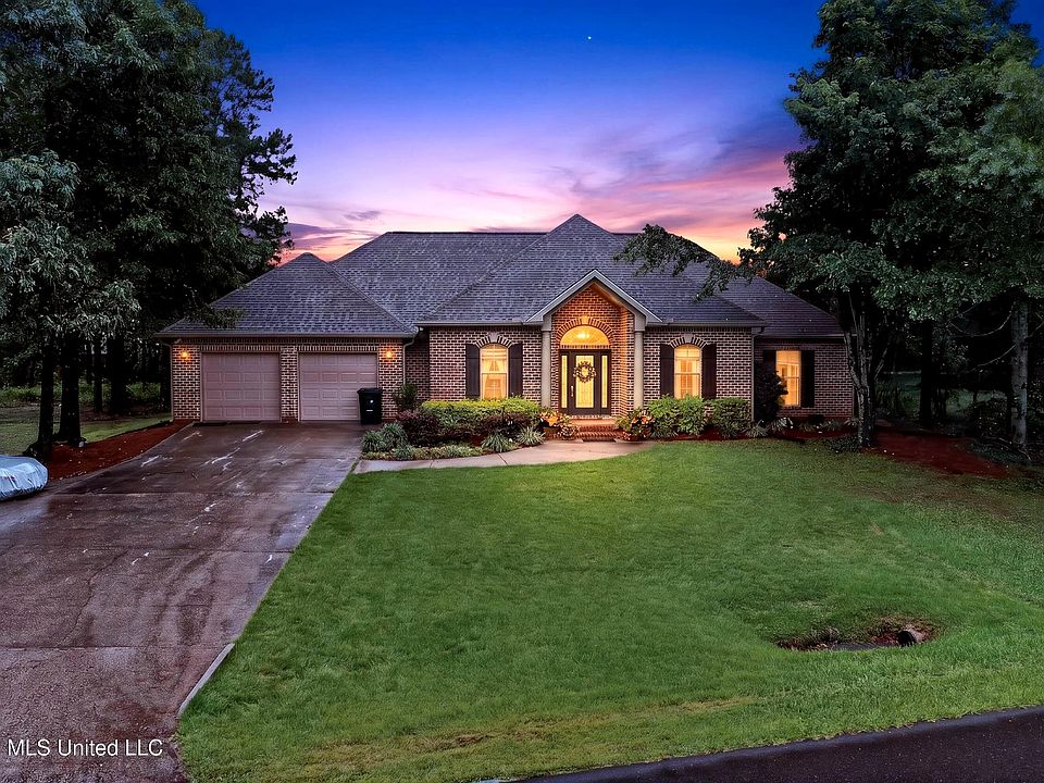 1st image of 13 China Berry Cir