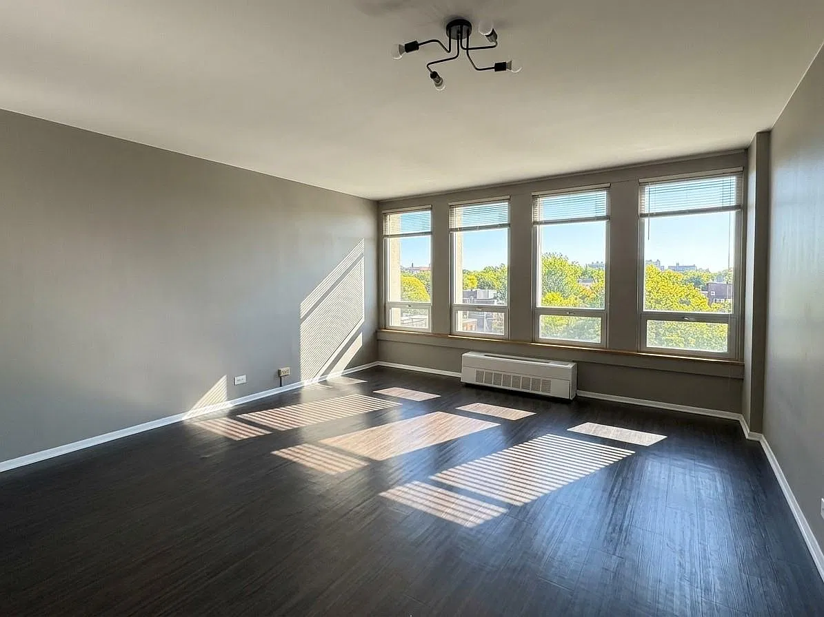 1 bed, 1.0 bath, 610 sqft, $1,250 — Photo 2