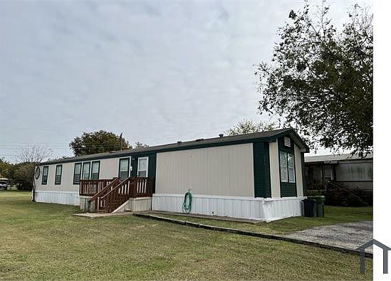 2nd image of 110 Langham Dr