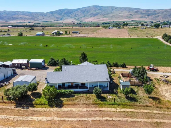 10000 Wild Horse Cir, Horseshoe Bend, ID 83629