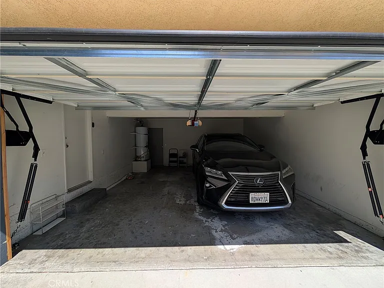 529 E Colorado Blvd #D — Photo 44