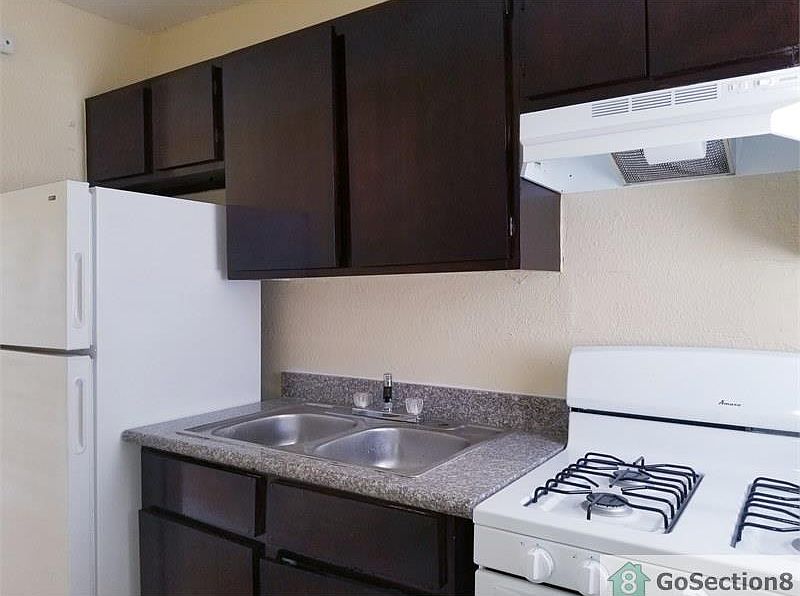 1st image of 4365 S 4th St APT 131