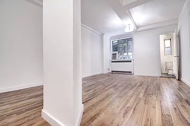 Rented by Urbane Brokerage