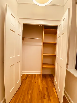 Rented by Metropolis Real Estate of Manhattan | media 30