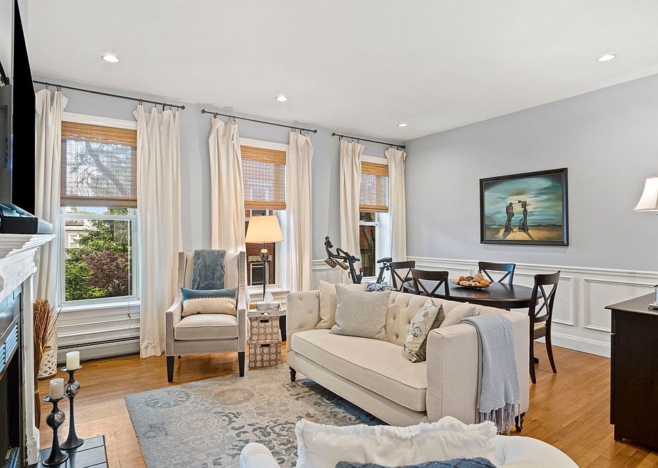 1st image of 5 Auburn St #2