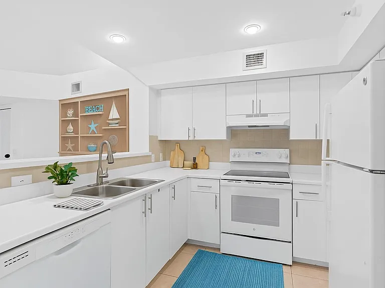135 Yacht Club Way #305 — Photo 16