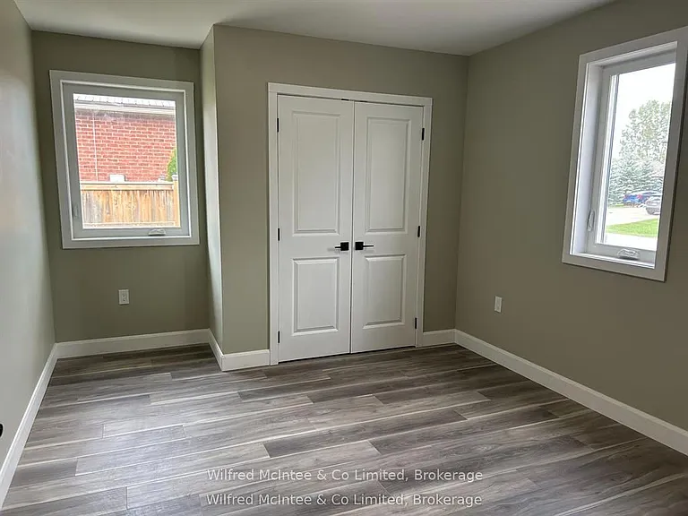 187 Balaklava St #1 — Photo 10