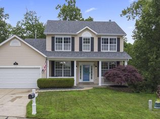 107 Tall Pines Ct, Fenton, MO 63026