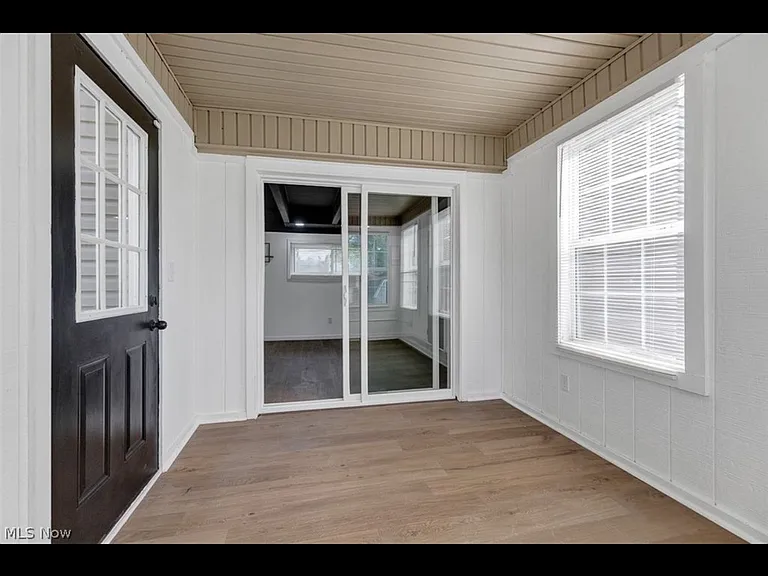 67 Pierce Ave — Photo 12
