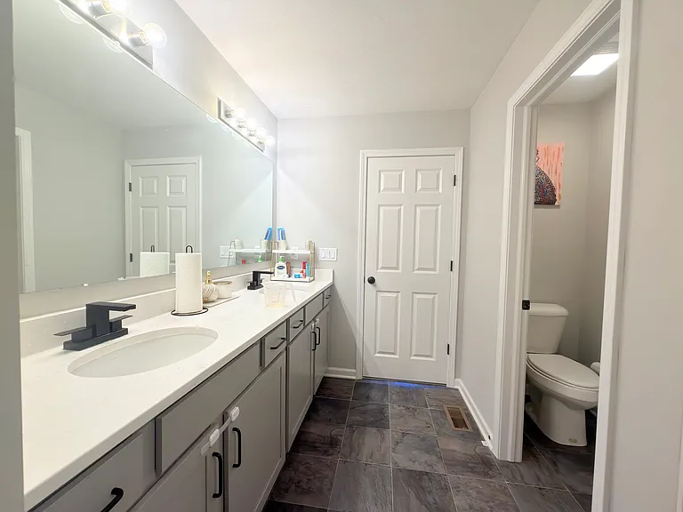 8951 Philmont Curve Dr — Photo 40