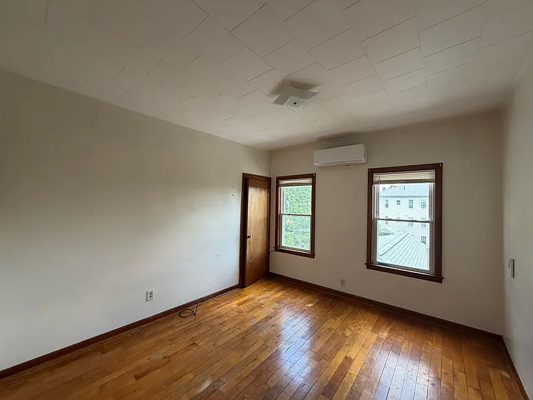 10 Creston St #3 — Photo 5