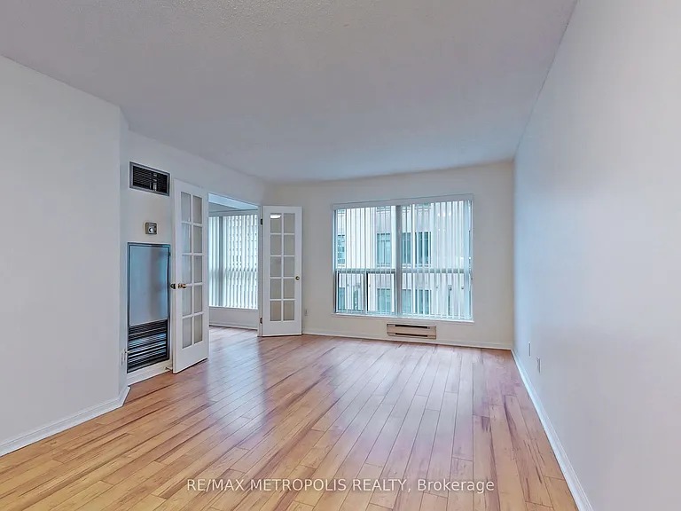 7 Carlton St #708 — Photo 5