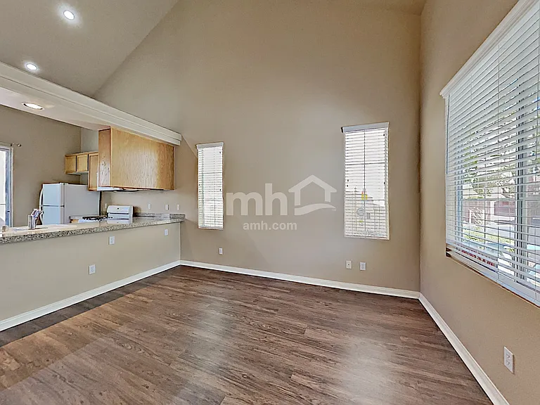 6060 Glowing Cottage Ct — Photo 7