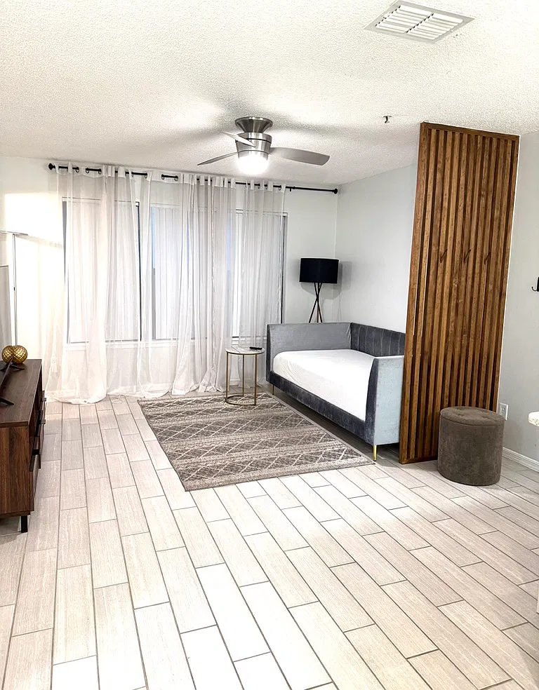 1 bed, 688 sqft, $1,550 — Photo 3