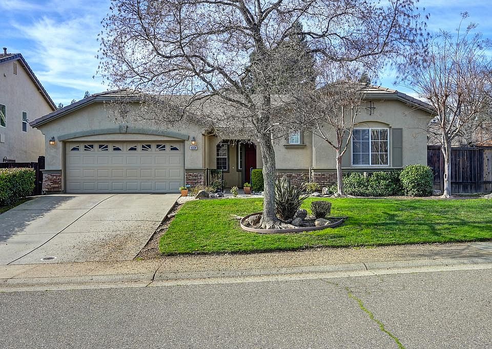 1st image of 4004 Prairie Falcon Dr