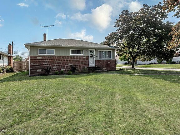 2nd image of 857 Bayridge Blvd