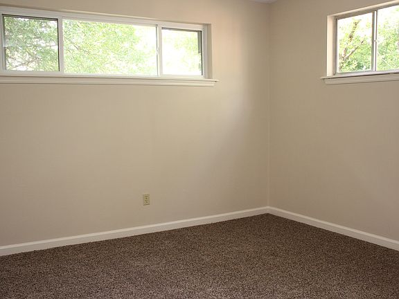 3rd image of 1733 Lenox Dr
