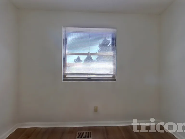 6570 Stonehedge Dr — Photo 12