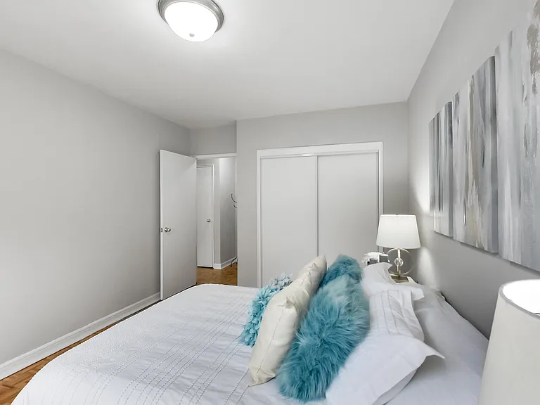 460 Eglinton Ave E #503 — Photo 89