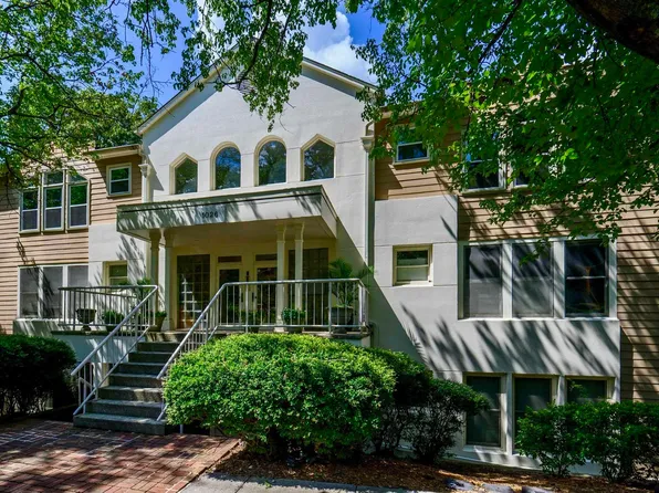 1026 28th Pl S APT 5, Birmingham, AL 35205