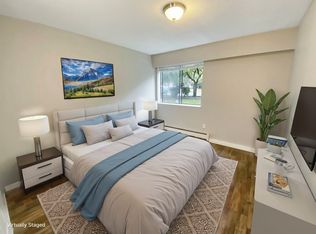 7155 Hall Rd, Surrey, BC V3W 4X4