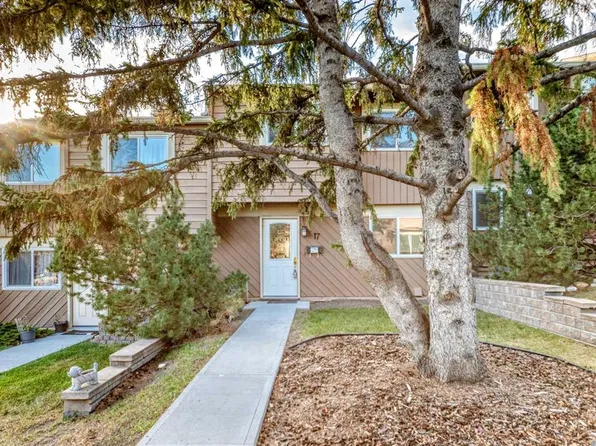 4940 E 39th Ave SW #17, Calgary, AB T3E 6M7