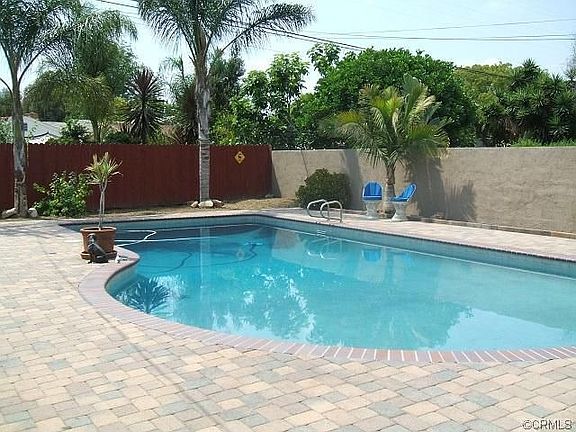 4th image of 4449 Gundry Ave