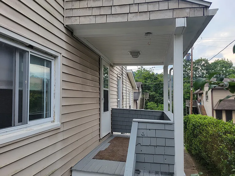 1359 Franklin St #2 — Photo 2