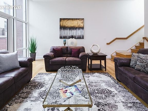 5th image of 147 Lexington Ave