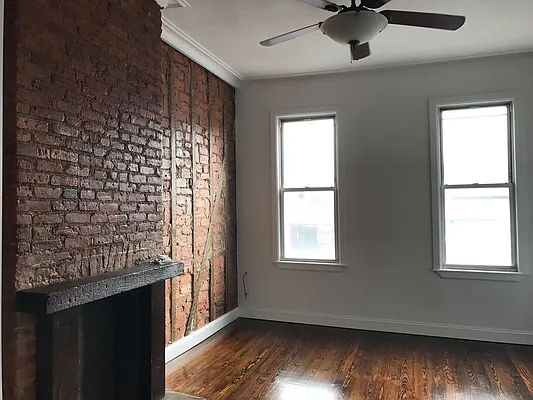 Rented by Capri Jet Realty Corp | media 15