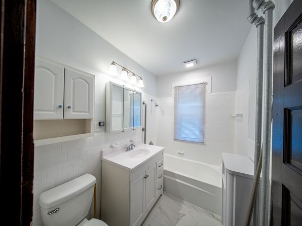 487-489 Medford St #1