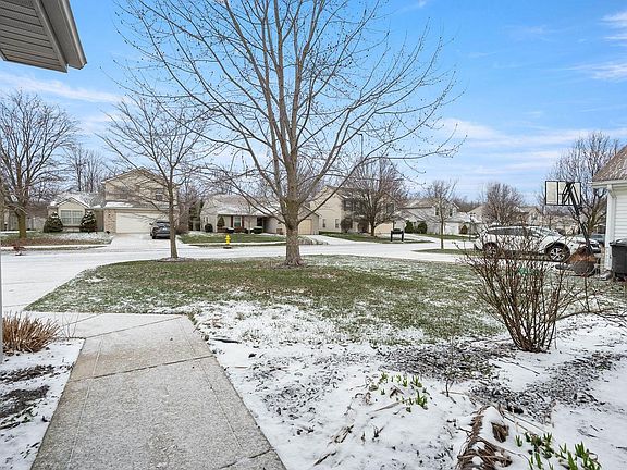 4th image of 7920 Rocky Glen Pl