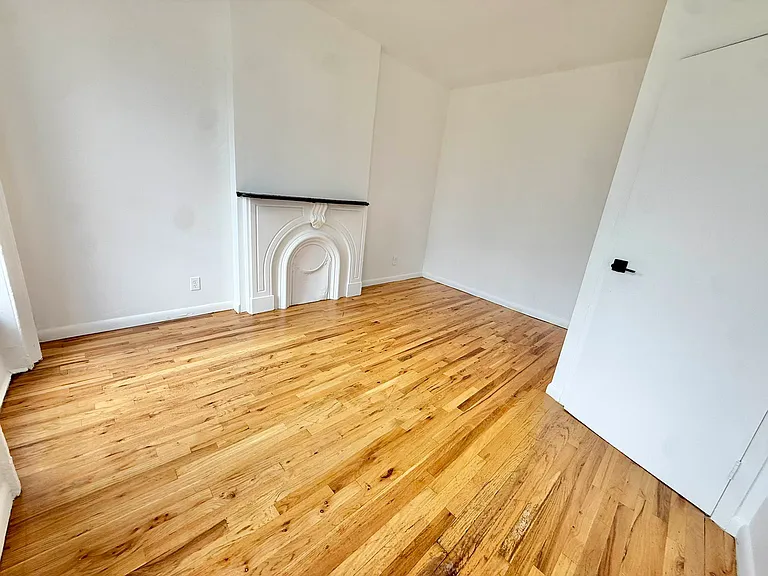 442 Gates Ave #4F — Photo 11