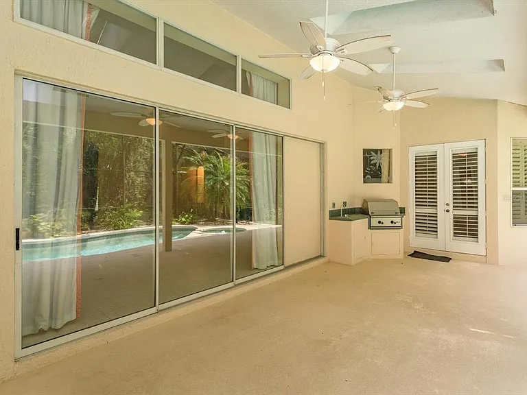 208 Heatherwood Ct — Photo 25