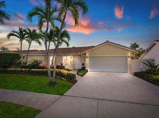 340 N Country Club Blvd, Boca Raton, FL 33487