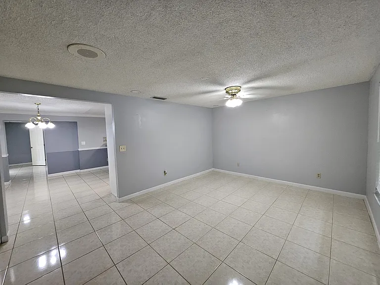 3505 Breezewood Dr — Photo 8
