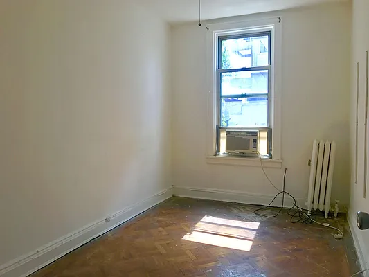 Rented by Voro, LLC | media 25