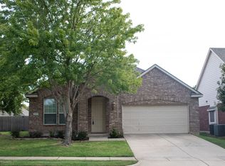 2620 Pinto Dr, Denton, TX 76210