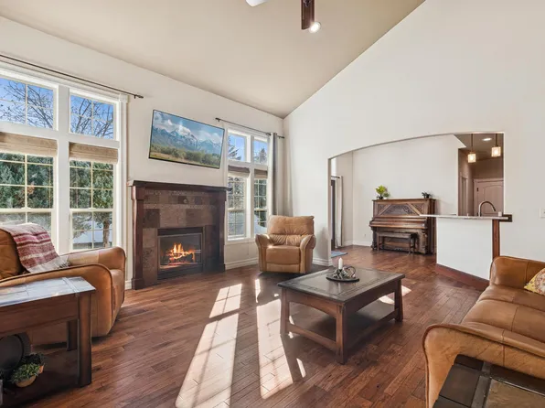 71 Glacier Cir, Kalispell, MT 59901