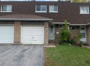 300 Bridletowne Cir #36, Toronto, ON M1W 2G8